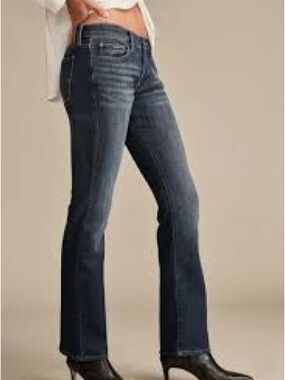 7 For All Mankind Women's Dark Blue Flare Jeans 999